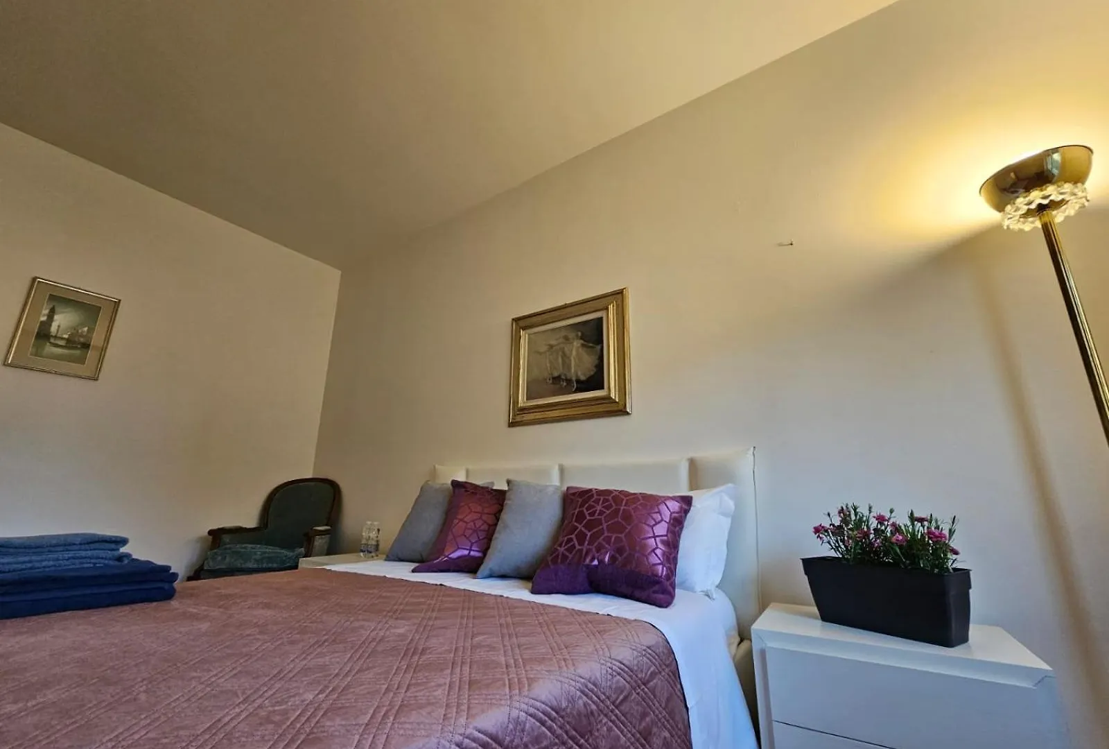 Dolce Vita Luxe Studio Venice Apartment